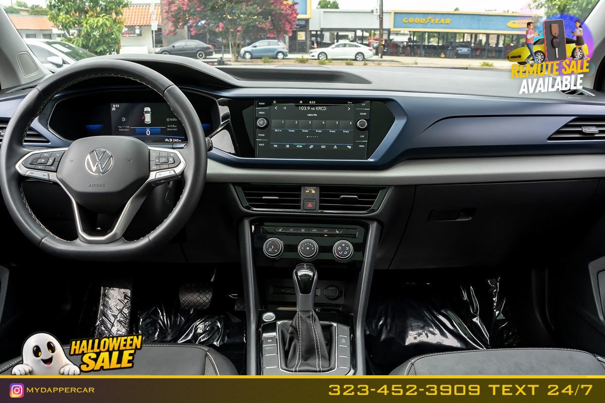 Used 2023 Volkswagen Taos SE w/ Panoramic Sunroof Package FWD image 20