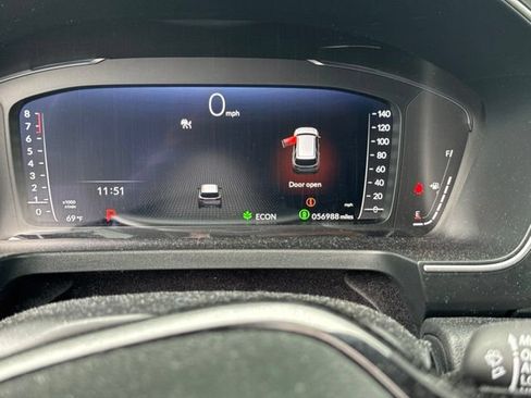 Used 2023 Honda Pilot Elite image 3
