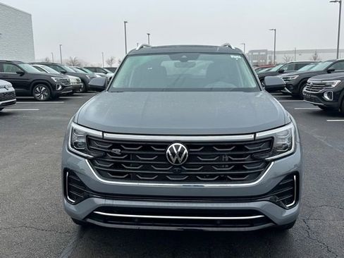 New 2026 Volkswagen Atlas SEL Premium R-Line AWD/4WD image 2