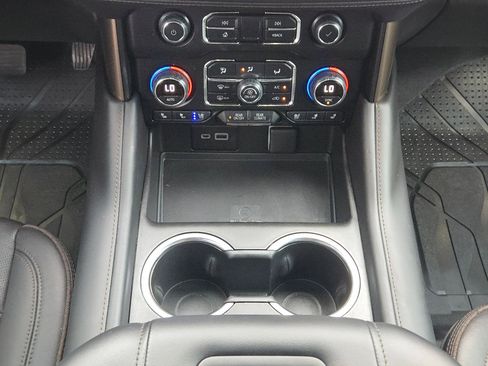 Used 2022 Chevrolet Tahoe High Country image 20