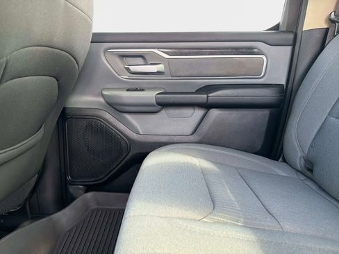 Used 2019 RAM 1500 Big Horn AWD/4WD image 14
