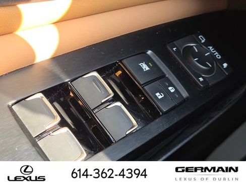 Certified 2024 Lexus ES 350 w/ Premium Package FWD image 24