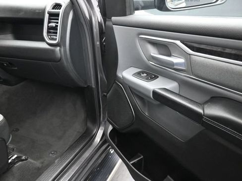 Used 2022 RAM 1500 Big Horn AWD/4WD image 25