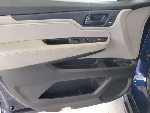 Used 2021 Honda Odyssey EX-L image 19