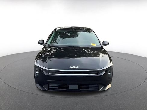 Used 2025 Kia K4 LXS image 4