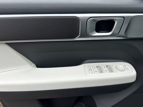 New 2026 Hyundai Santa Fe SE image 9