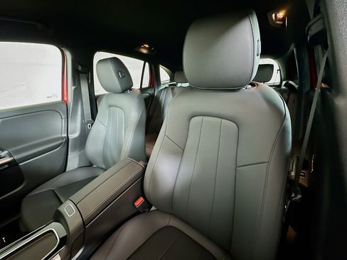 New 2026 Mercedes-Benz GLA 250 4MATIC image 19