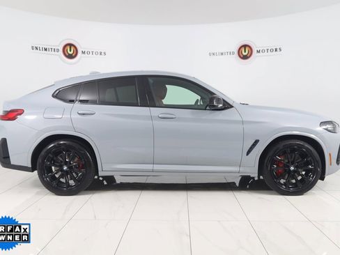 Used 2022 BMW X4 M40i w/ Premium Package image 2