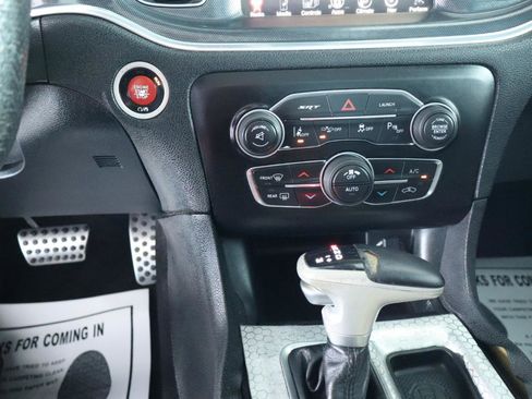 Used 2016 Dodge Charger SRT w/ Harman/Kardon Audio Group RWD image 21
