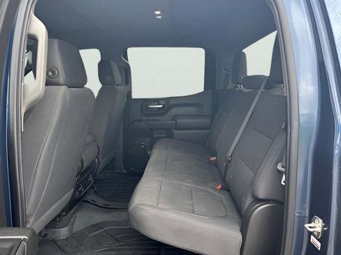 Used 2020 Chevrolet Silverado 1500 Custom w/ Custom Convenience Package AWD/4WD image 28