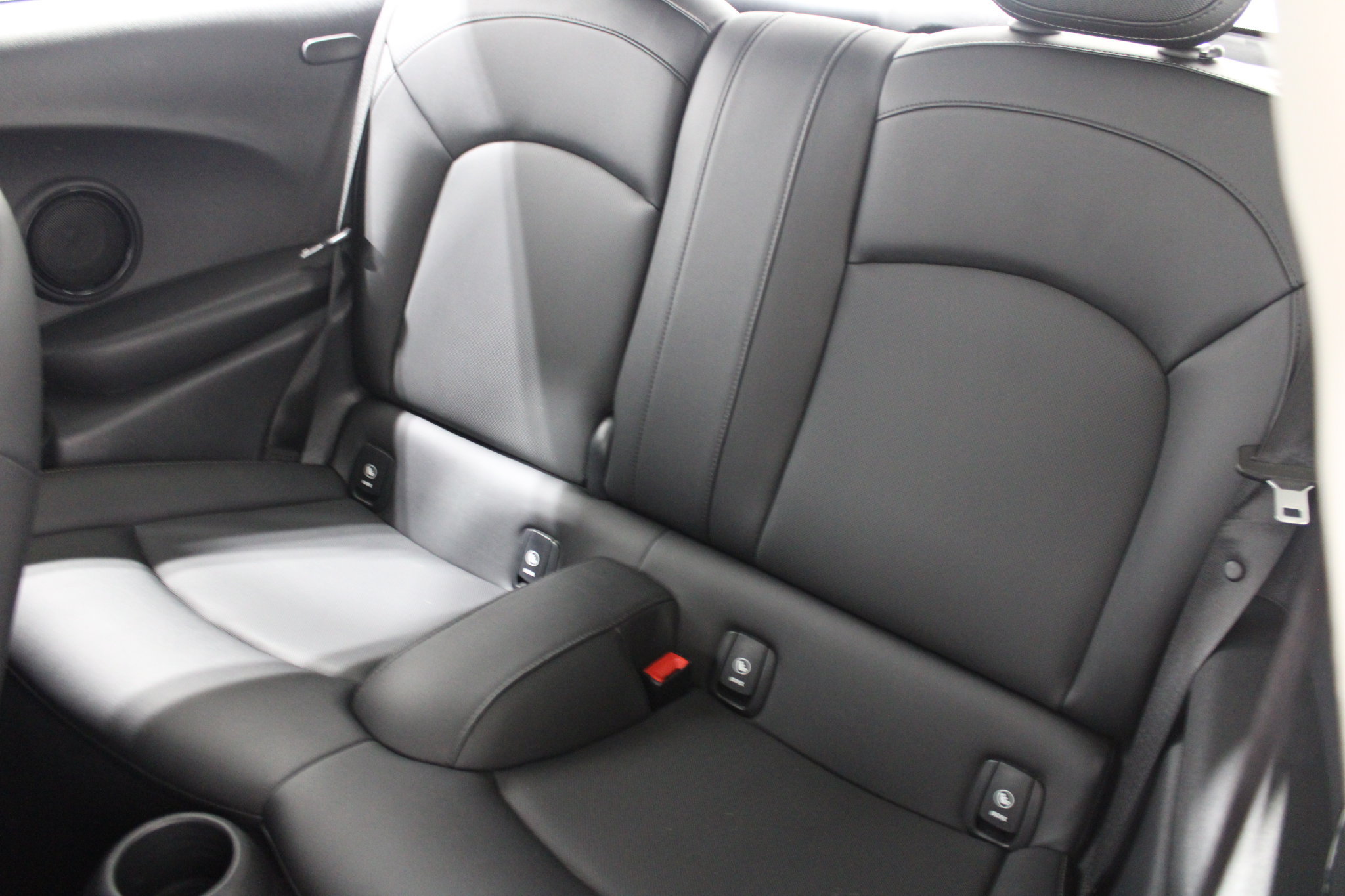 Used 2023 MINI Cooper 2-Door Hardtop FWD image 16