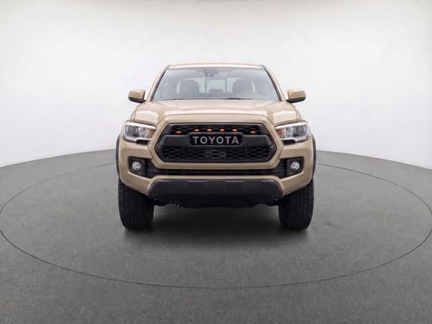 Used 2020 Toyota Tacoma SR5 image 5
