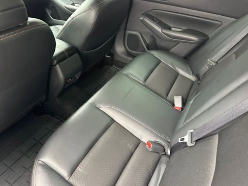 Used 2022 Nissan Altima 2.0 SR FWD image 4