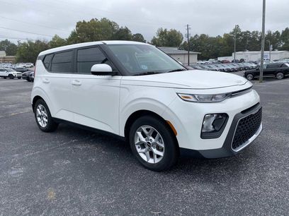 Used 2022 Kia Soul LX w/ Technology Package