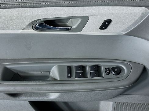 Used 2015 Chevrolet Traverse LS image 15