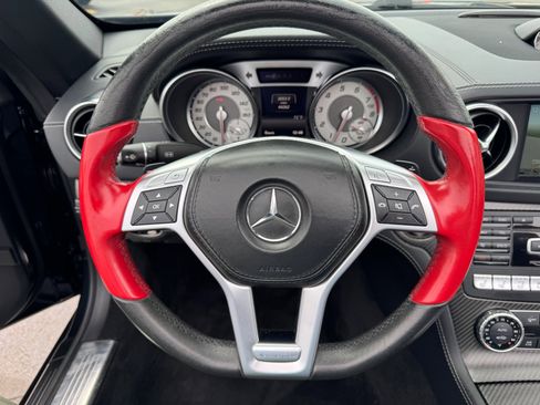 Used 2016 Mercedes-Benz SL 550 image 18