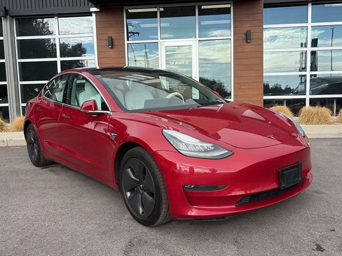 Used 2018 Tesla Model 3 Long Range AWD/4WD image 2