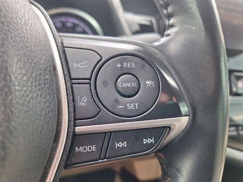 Used 2024 Toyota Camry XLE image 14