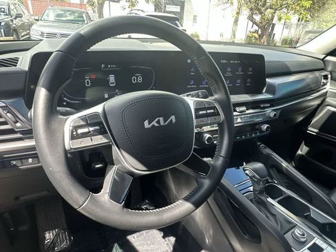 Certified 2023 Kia Telluride S w/ S Sunroof Package image 13