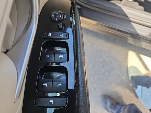 Certified 2023 Hyundai Tucson Limited AWD/4WD image 13