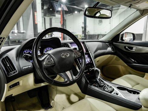 Used 2016 INFINITI Q50 3.0t Premium w/ 3.0T Premium Plus Package image 12