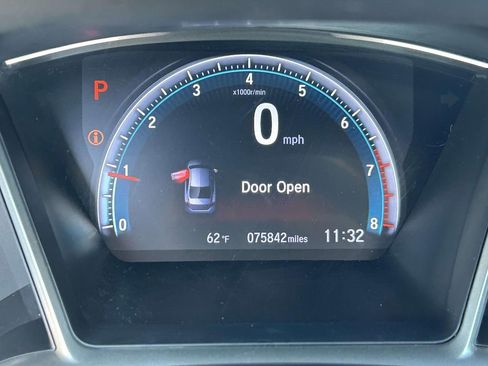 Used 2018 Honda Civic EX image 22