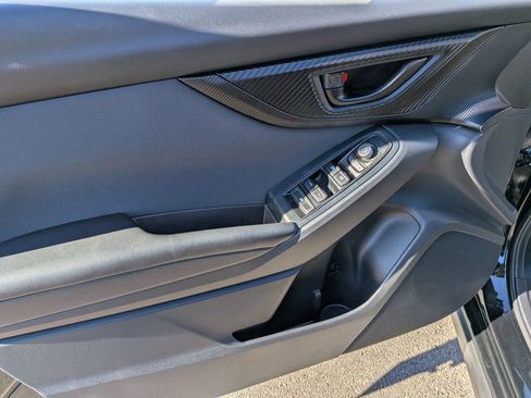 Used 2023 Subaru Crosstrek 2.0i Premium image 8