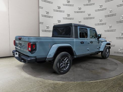 New 2026 Jeep Gladiator Sport image 5