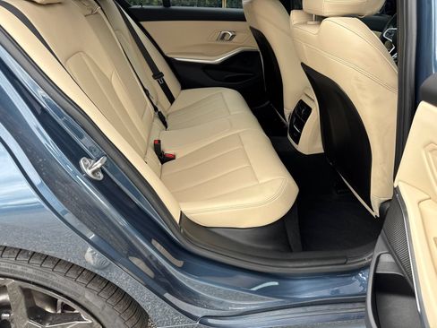 Used 2025 BMW 330i Sedan w/ M Sport Package RWD image 15