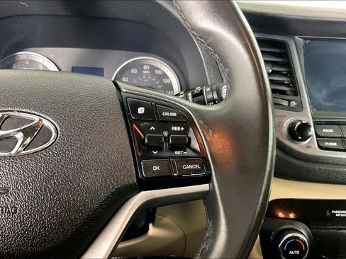 Used 2017 Hyundai Tucson SE Plus FWD image 26