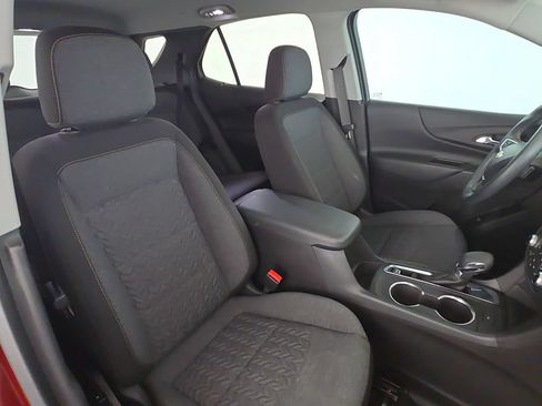 Used 2024 Chevrolet Equinox LT FWD image 32