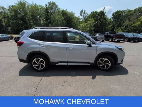 Used 2023 Subaru Forester Touring AWD/4WD image 6
