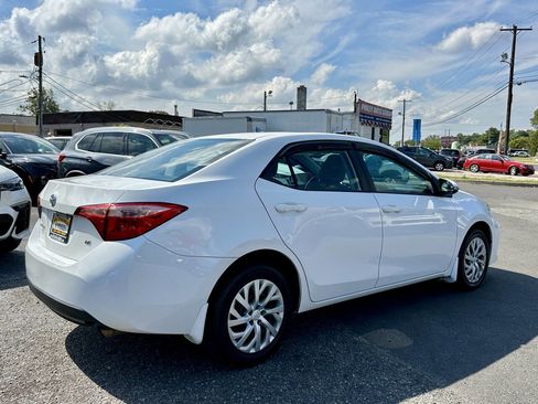Used 2019 Toyota Corolla LE image 6