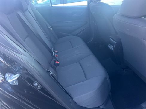 Used 2025 Toyota Corolla LE FWD image 24