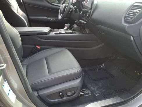 Used 2022 Lexus NX 350 AWD image 9