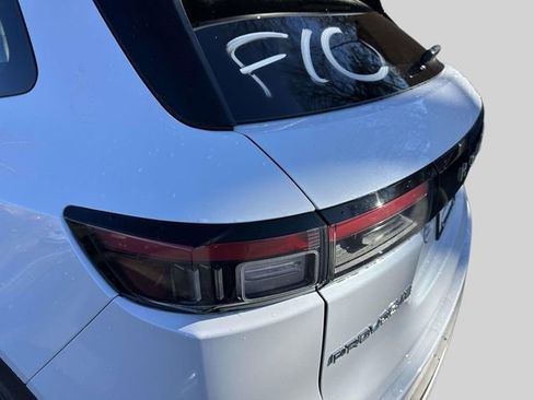 New 2026 Honda Prologue EX image 9