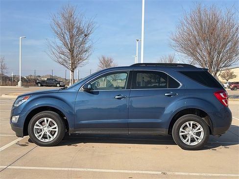 Used 2017 Chevrolet Equinox LT w/ Convenience Package image 5