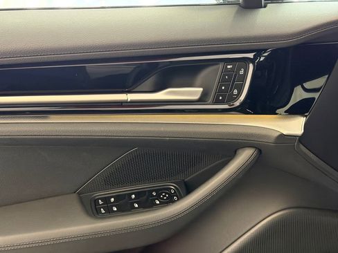 Certified 2025 Porsche Panamera 4 AWD/4WD image 14