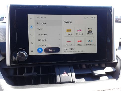 Used 2025 Toyota RAV4 XLE image 18