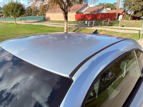 Used 2011 Chevrolet Camaro LT image 14