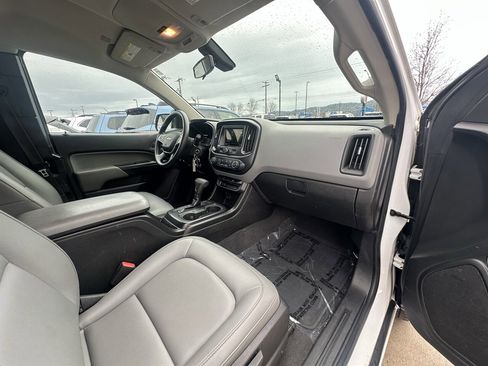 Used 2019 Chevrolet Colorado W/T w/ WT Convenience Package image 10