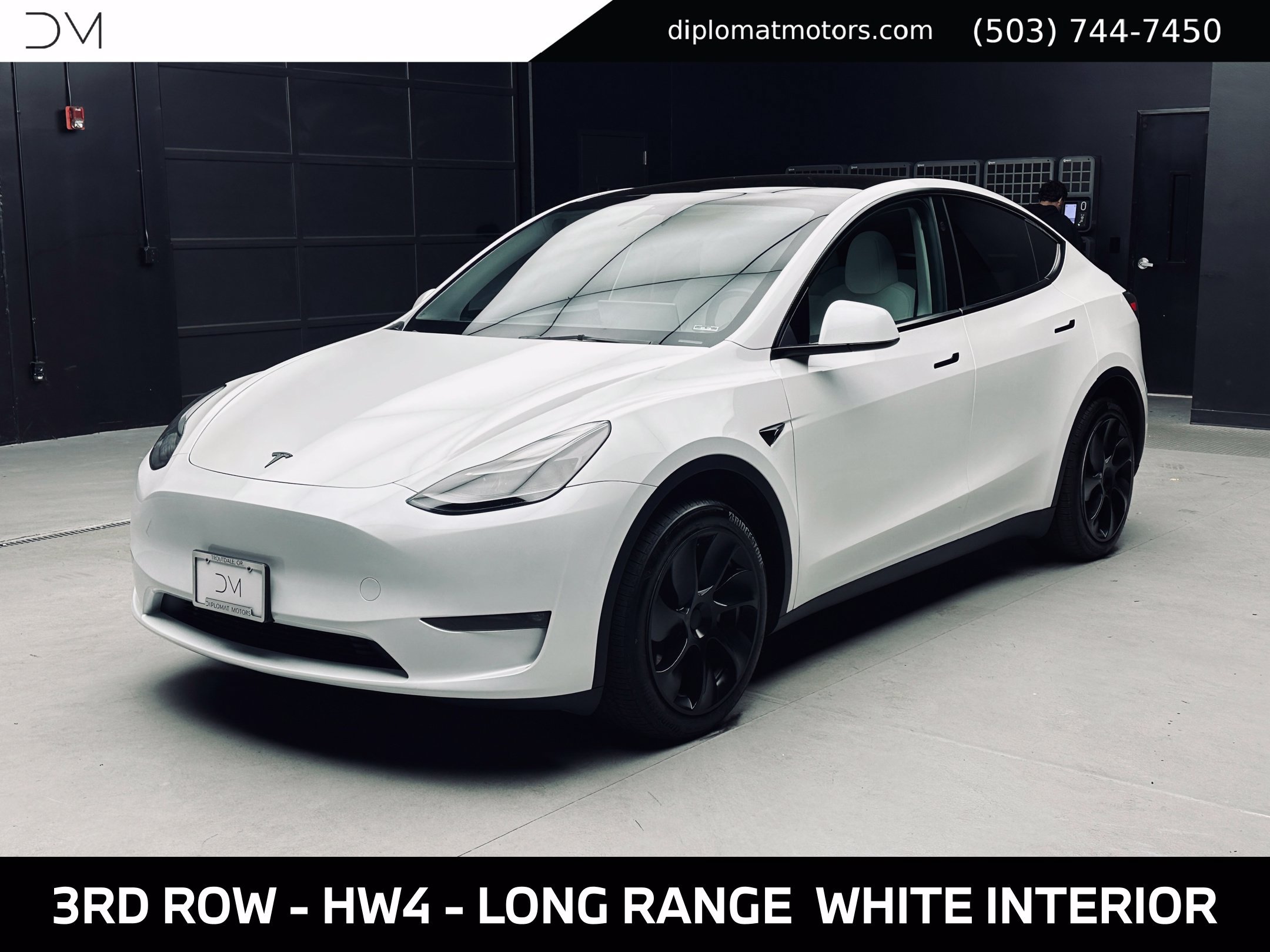 Used 2023 Tesla Model Y Long Range AWD/4WD image 1