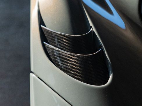 Used 2021 McLaren 765LT RWD image 22