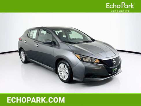 Used 2025 Nissan Leaf S FWD image 1