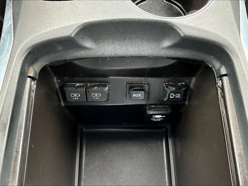 Used 2019 Acura MDX w/ Technology & Entertainment AWD/4WD image 13