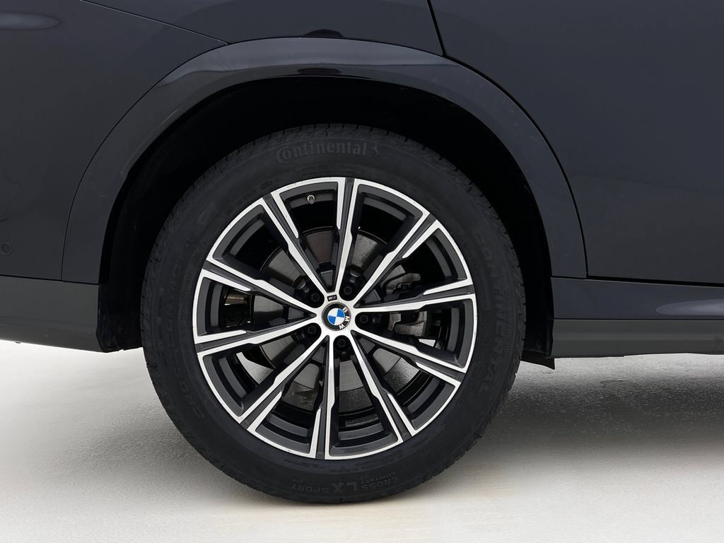 Certified 2024 BMW X6 xDrive40i w/ Premium Package AWD/4WD image 29