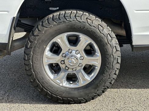 Used 2024 RAM 3500 Big Horn image 31