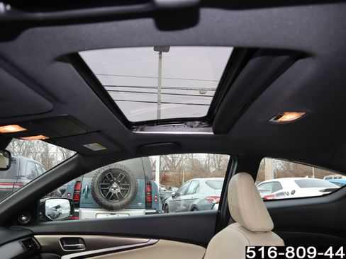 Used 2017 Honda Accord Touring image 16