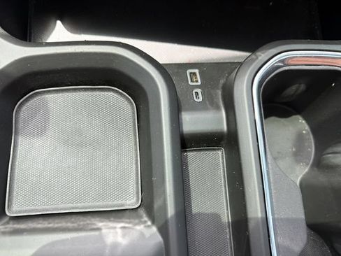 Used 2024 GMC Sierra 2500 Denali Ultimate AWD/4WD image 42
