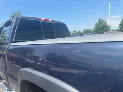 Used 2005 Chevrolet Silverado 2500 LS AWD/4WD image 19